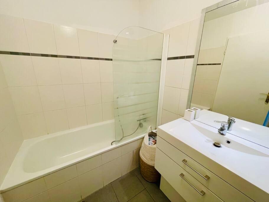 Appartement 4 Pers A 5 Min De Paris Saint-Ouen  Dış mekan fotoğraf